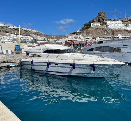 Magic Island – Private Luxury Yacht 1-12 Pax