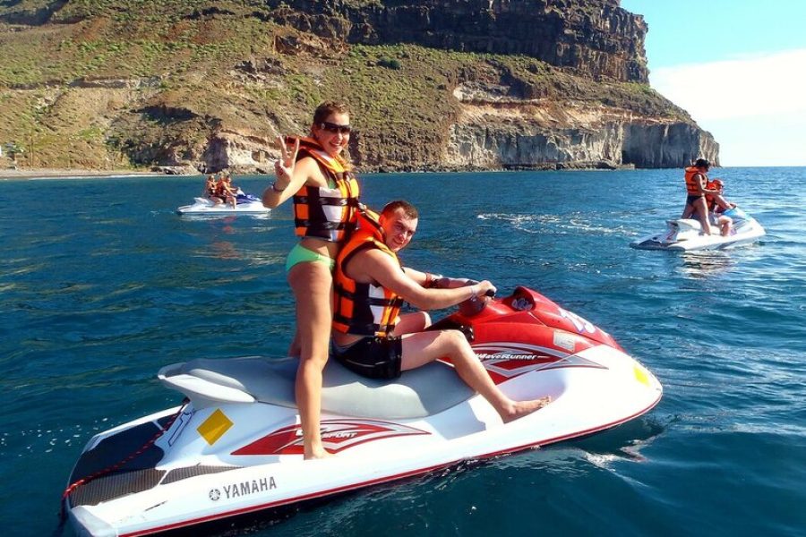 1 hour Jet Ski tour, start your Jet Ski adventure here! Buy Now..!